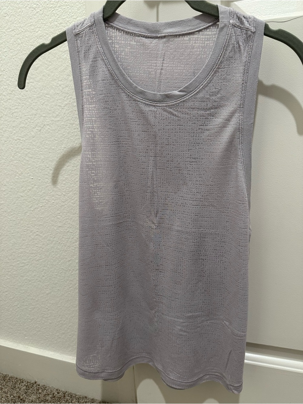 Lululemon Light Purple Sleeveless Tank Top